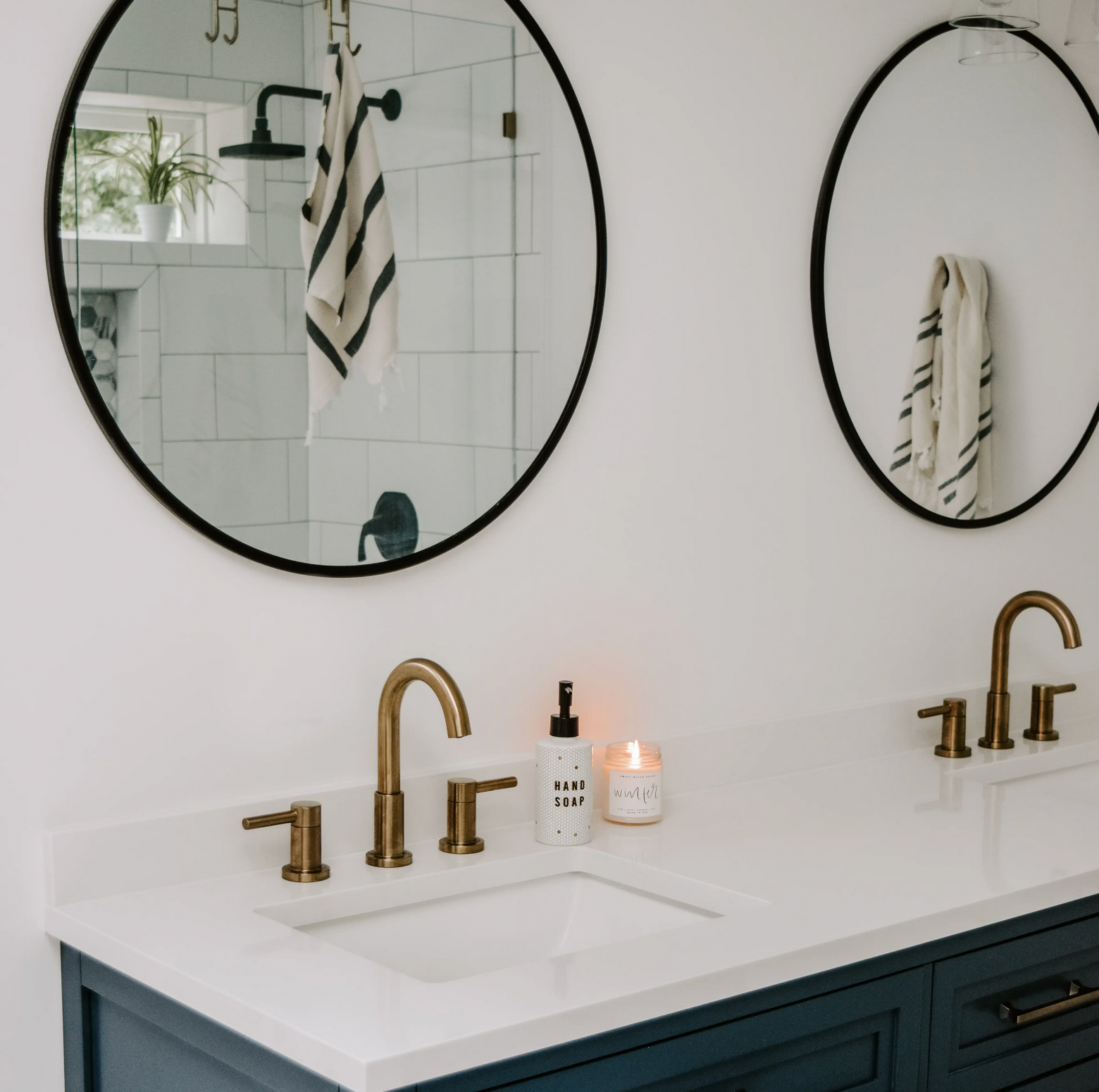 Update Your Bathroom with Accessories: Soap Dispensers, Mats, and More!