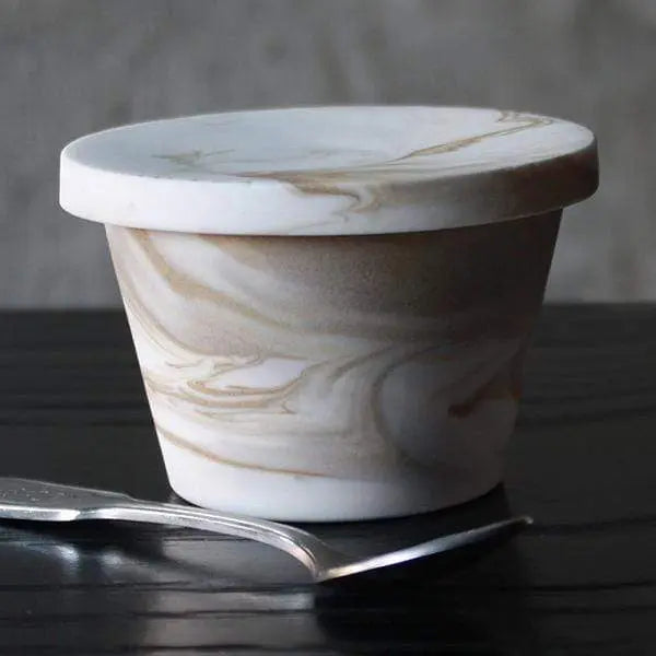 https://popofmodern.com/cdn/shop/products/espresso-cups-handcrafted-ceramic-espresso-cup-set-2-pop-of-modern-29118900961466_2000x.jpg?v=1669014310