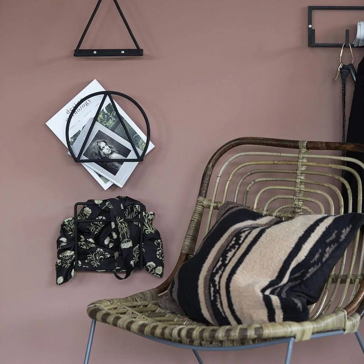 Society of Lifestyle Magazine Holder Magazine Holder