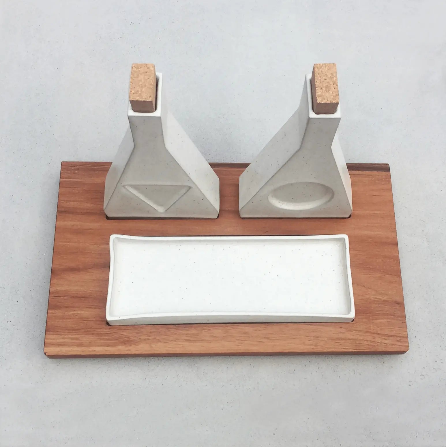 Oil & Vinegar set with Dipping Tray - Pop of Modern