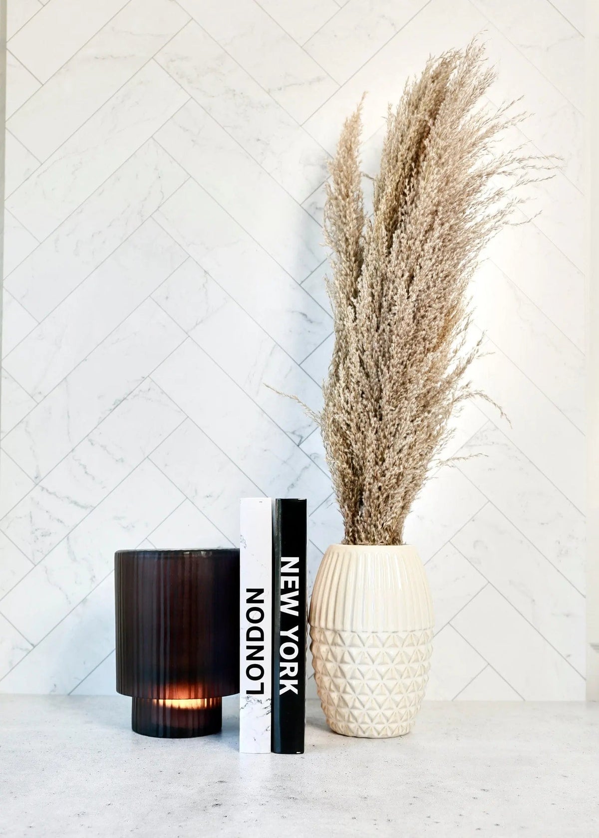 Desk Lamp Pedra Black Glass LED Lantern - Pop of Moden